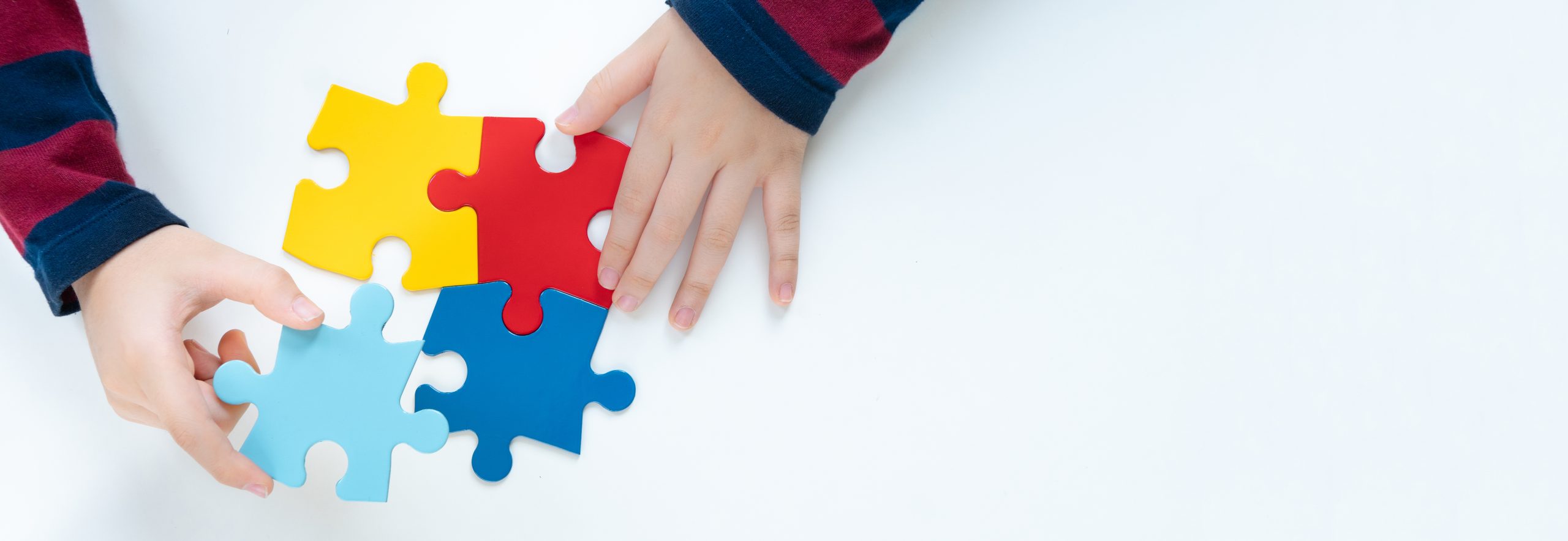 An Augmented Reality Storybook Helps Autistic Children with Social Functioning